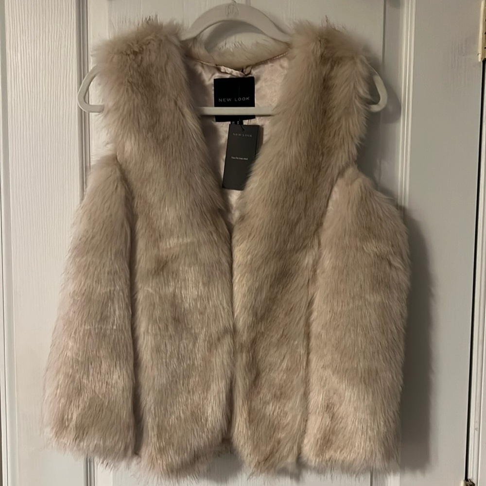 New Look Blonde Faux Fur Vest Size M